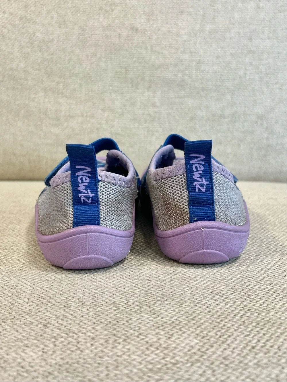 Newtz Girls Size 9/10 Toddler Girl Seahorse Water Shoes Purple Blue Hook & Loop
